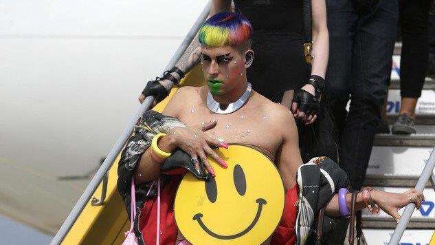 Life Ball: Flieger gelanden (2014)