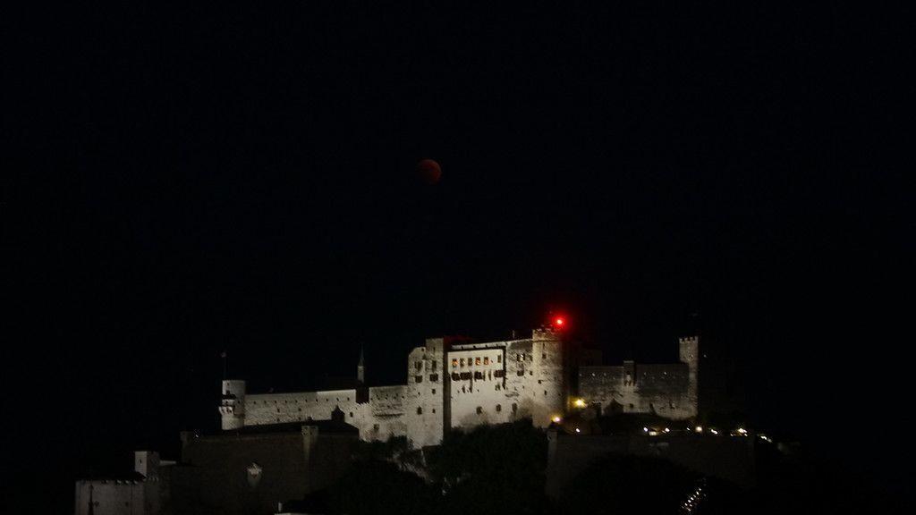 Bilder der Mondfinsternis