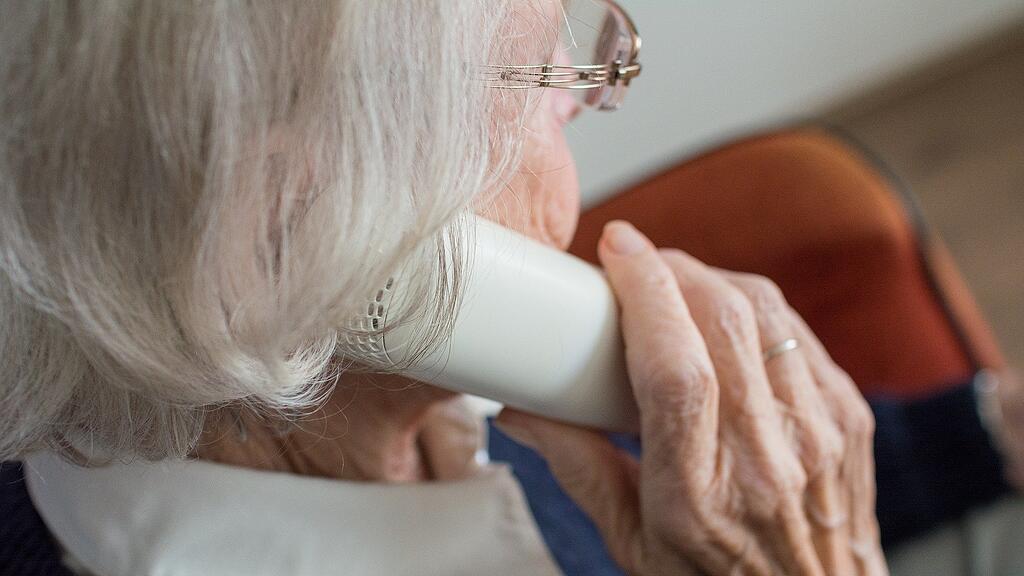 symb_Telefon, symb_Oma, symb_Pensionistin
