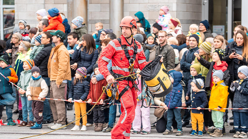 Tag der Offenen Tür bei der Berufsfeuerwehr Salzburg