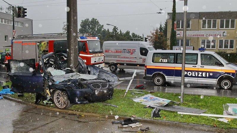 Zwei Tote bei Crash
