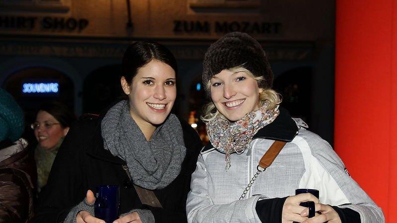 Eishockey-Charity am Mozartplatz