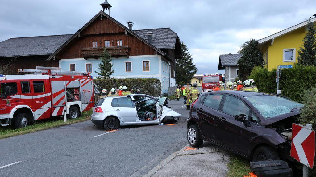 Frontalcrash auf L103 in Thalgau