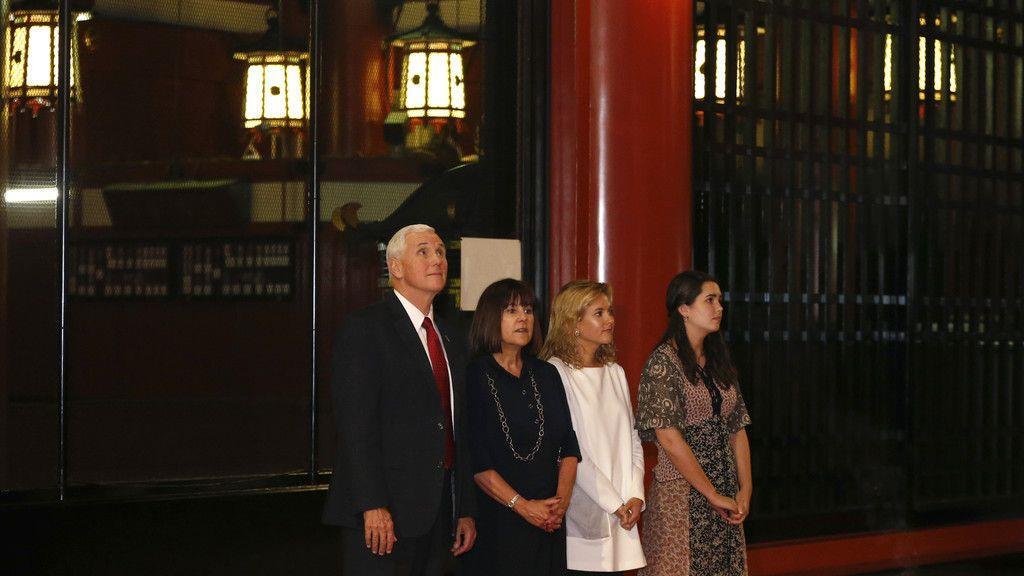 Mike Pence besucht Japan