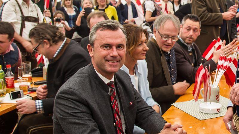 Maibaumaufstellen der FPÖ im Kuglhof