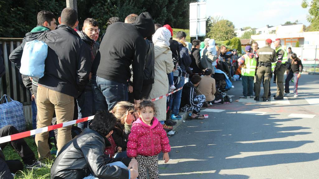 Flüchtlinge - Lage in Salzburg spitzt sich zu II