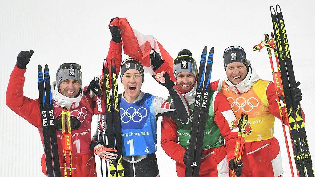 Nordische Kombinierer freuen sich über Bronze.