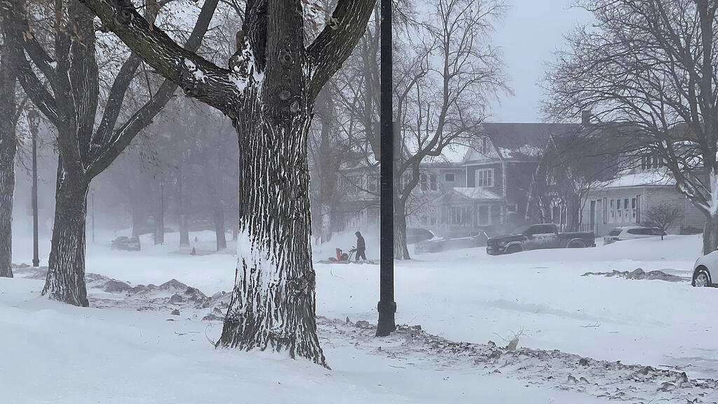 Wintersturm und K\u00e4ltewelle in den USA