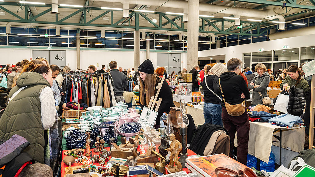 Nacht-, Antik- und Trödelmarkt