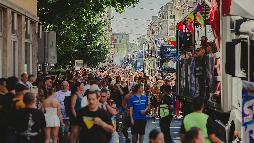 Unite Parade