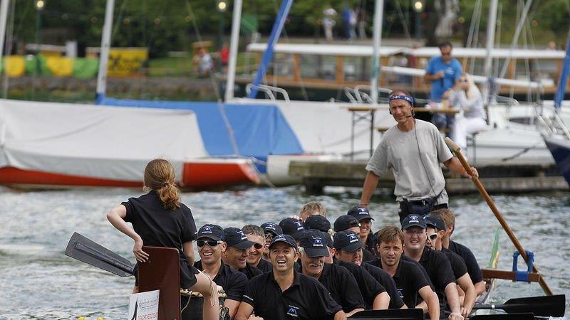 Drachenboot-Action am Mattsee