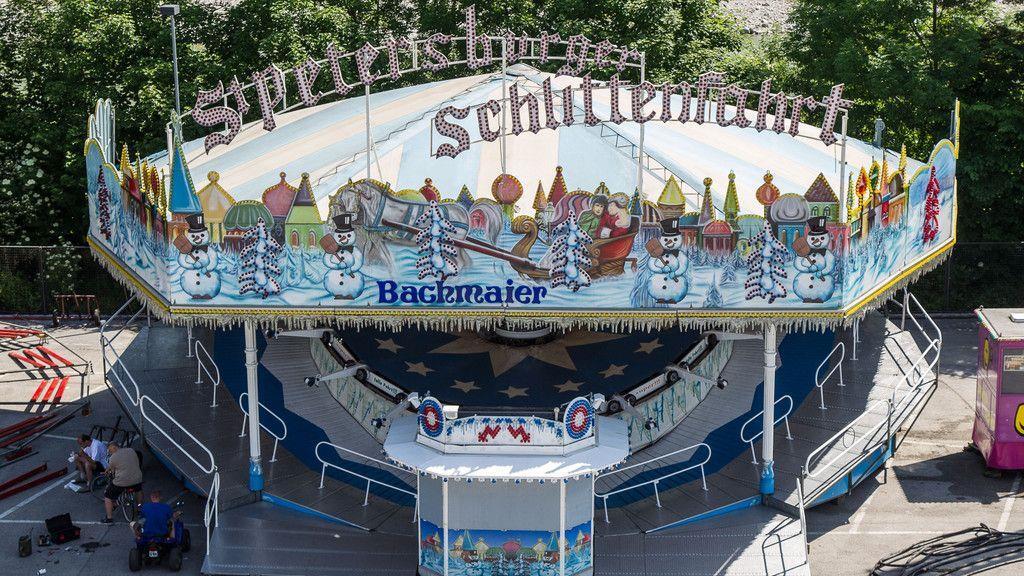 Aufbau der Salzburger Dult 2017