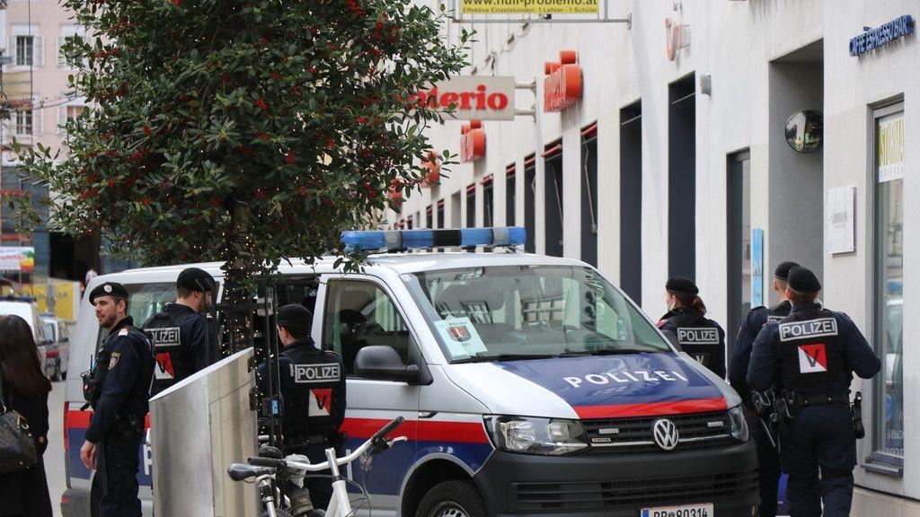Salzburg vs. Lazio: Polizei fährt in Innenstadt auf