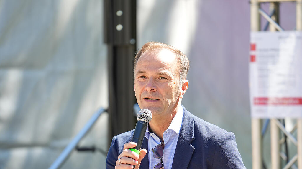 Er\u00f6ffnung Volksgartenfest 2024