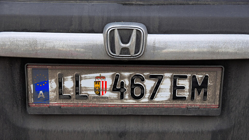 151125_verschmutztes_Autokennzeichen.jpg