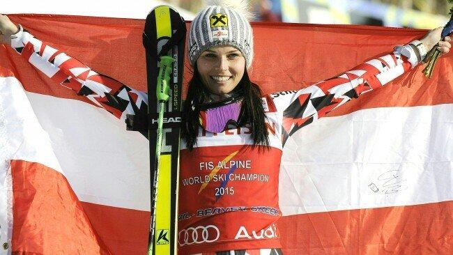 Anna Veith trainiert derzeit am Mölltaler Gletscher.