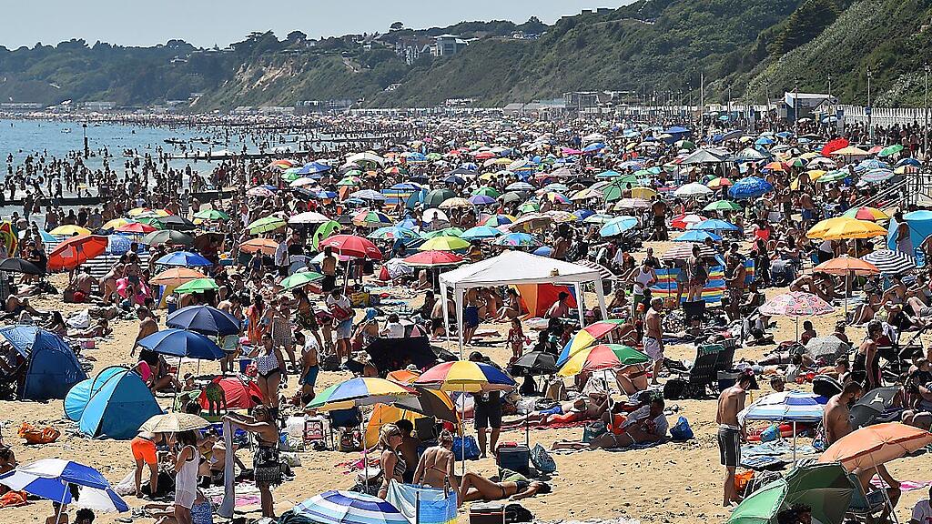 Im Badeort Bournemouth war die Lage nicht mehr zu beherrschen