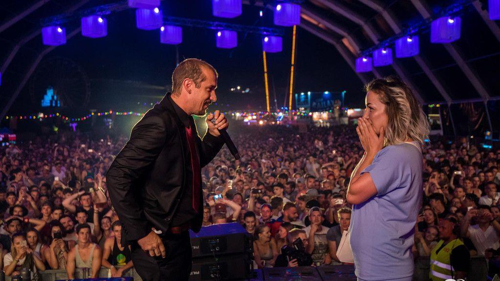 Heiratsantrag am Electric Love Festival