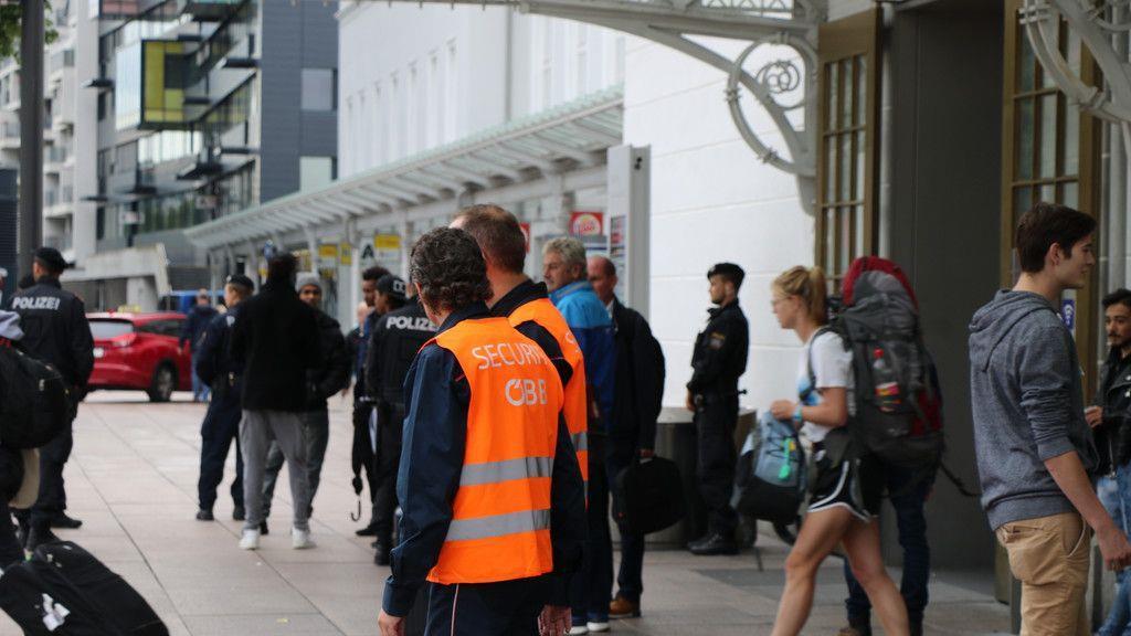 Präsenz der Polizei am Salzburger Hauptbahnhof seit August erneut erhöht