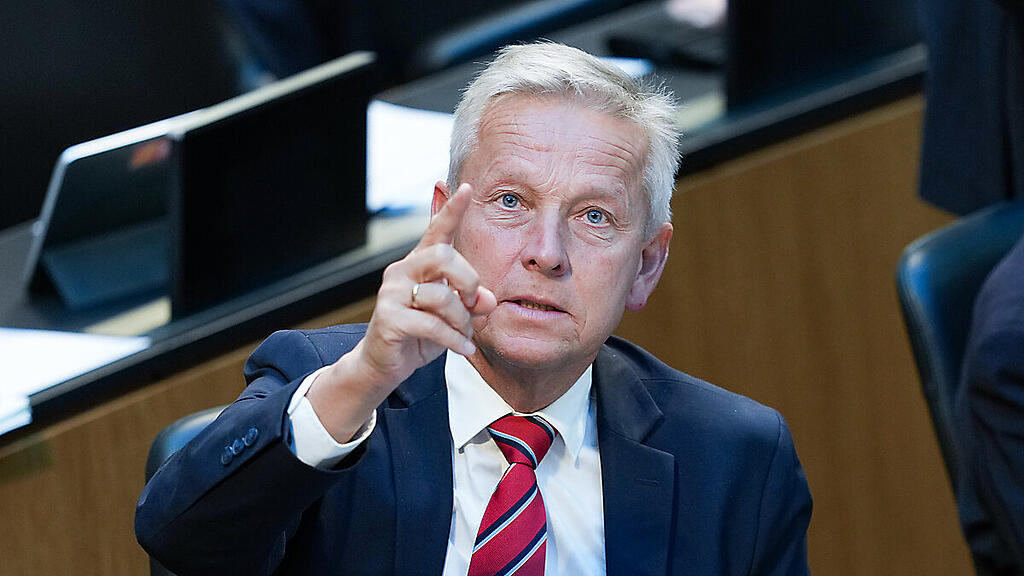 Lopatka führt ÖVP in die EU-Wahl