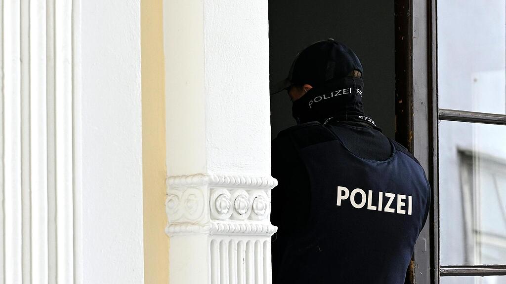 Hausdurchsuchung bei Neonazi Küssel