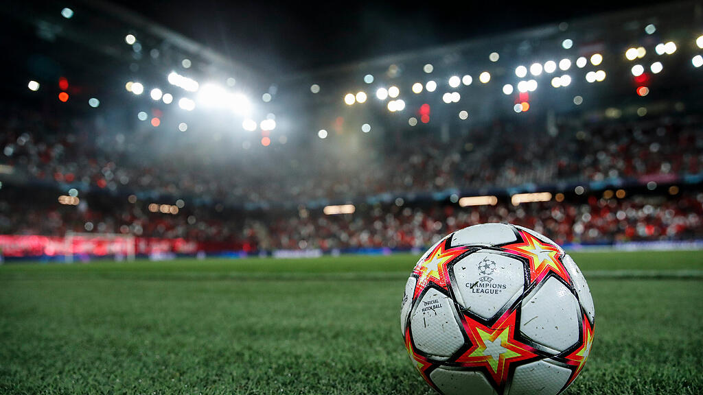 Salzburg_Lille_Champions_League_Jubel_Ball
