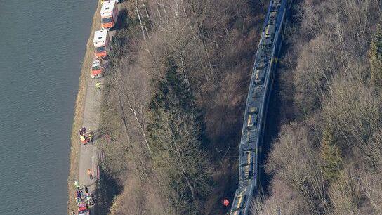 Zugunglück in Bad Aibling: Erschreckende Luftbilder