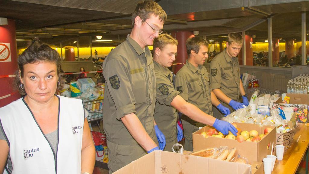 Flüchtlinge in Salzburg: Bundesheer im Hilfseinsatz