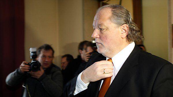 Ex-Sturm-Präsident auch mit Fußfessel aktiv