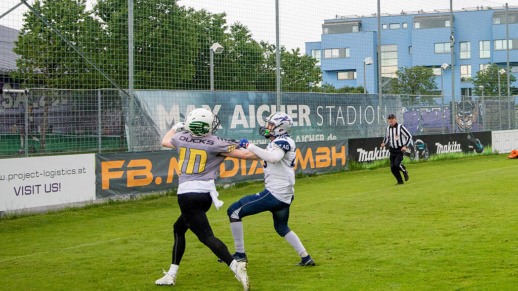 Salzburg Ducks, Atrium Steelsharks Traun, Football