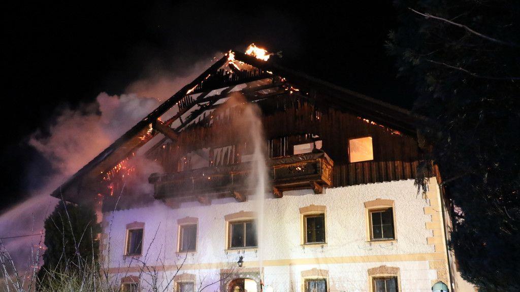 Alarmstufe 4: Großbrand in Seekirchen