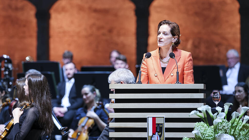 ++ HANDOUT ++ SALZBURGER FESTSPIELE 2025: ERÖFFNUNG - APPLEBAUM
