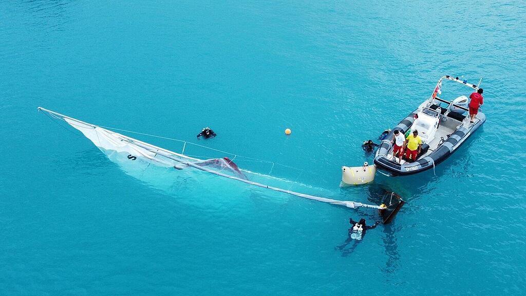 Bergung Holzboot Attersee