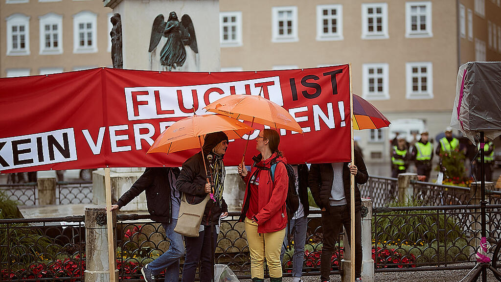 Umbrella March