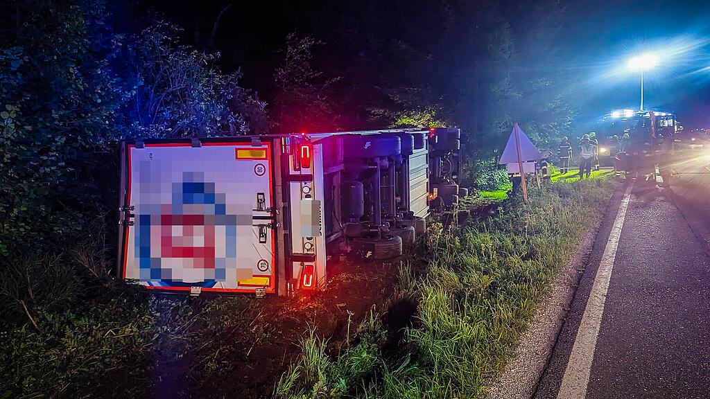 VU Handenberg, umgekippter Sattelschlepper