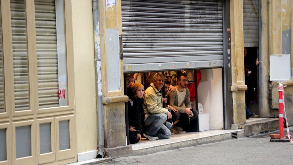 Selbstmord-Anschlag in Istanbul mit mehreren Toten