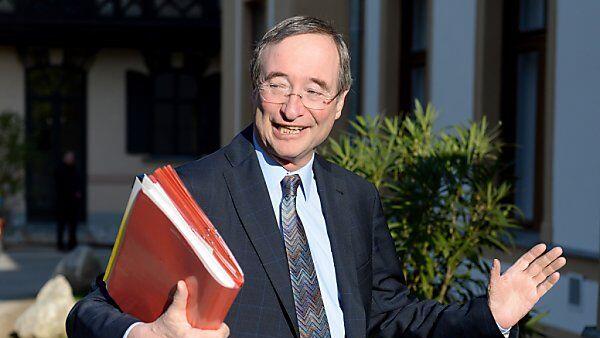 Leitl rechnet mit bis zu 80.000 Asylanträgen