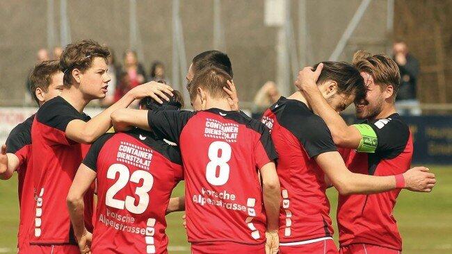Westligist Anif zog mit einem klaren 2:0-Auswärtserfolg gegen Henndorf ins SFV-Cup-Finale ein.