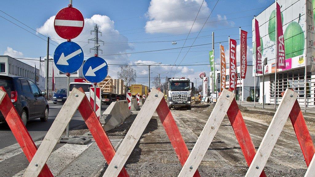 Baustelle auf Münchner Bundesstraße sorgt für Stau