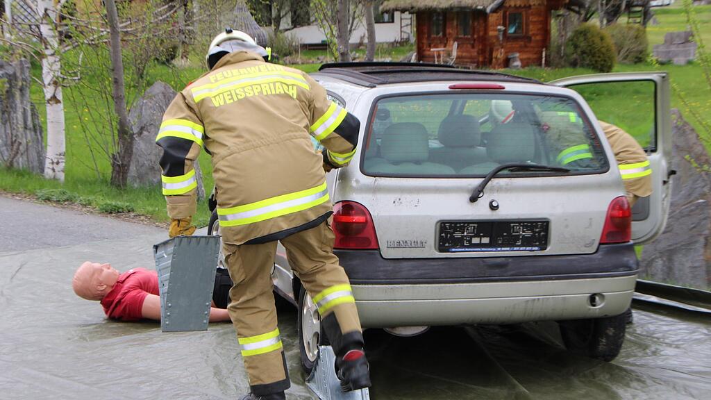 100 Jahr Jubil\u00e4um der Feuerwehr Wei\u00dfpriach