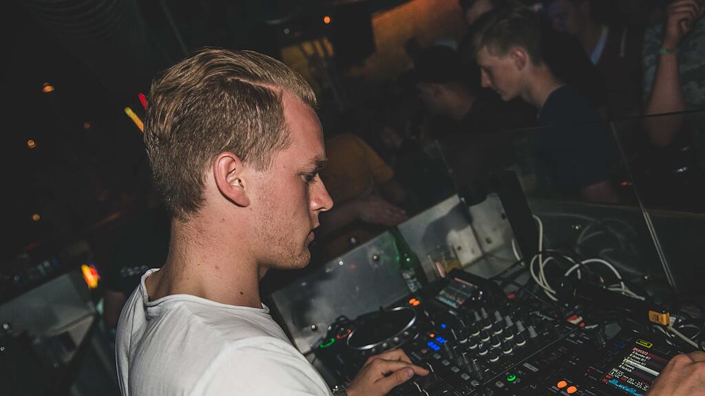 Dj Dw4rf, Disco Villa Mariapfarr
