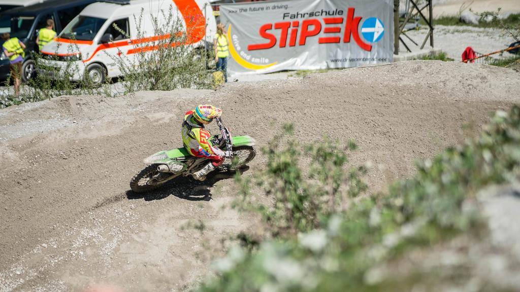 XBOWL MOTOCROSS RACE III