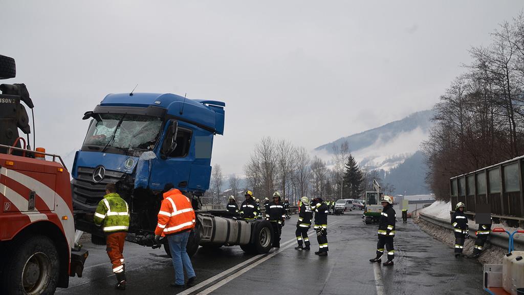 Lkw-Unfall B311