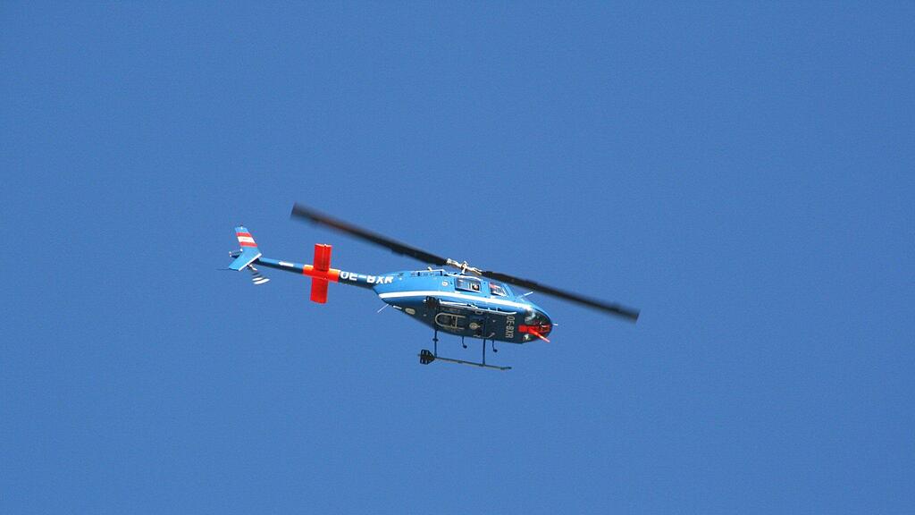 Ein Polizeihubschrauber brachte den Mann ins Tal.