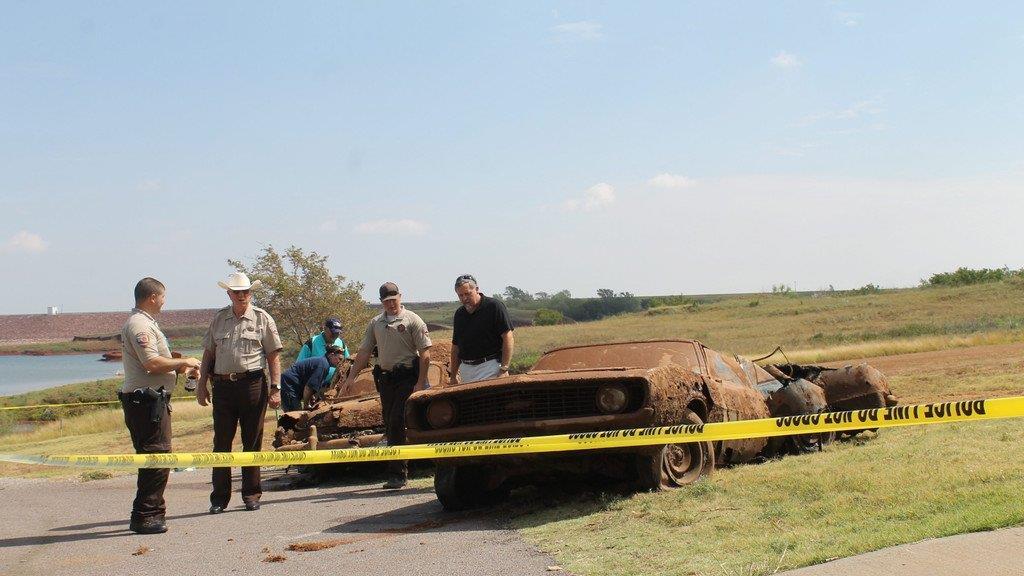 Oklahoma: Sechs Leichen in verrosteten Autos in See entdeckt