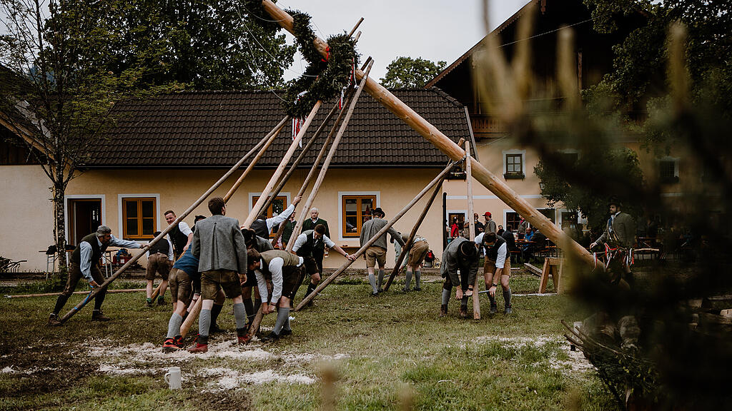 Eglseer Maibaumsetzen