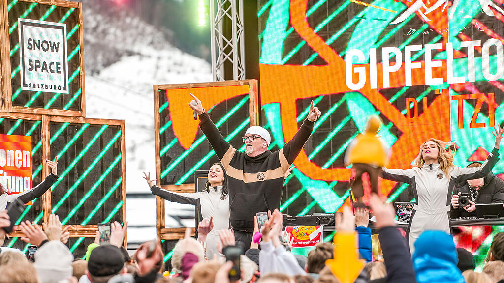 DJ \u00d6tzi Gipfeltour in Alpendorf