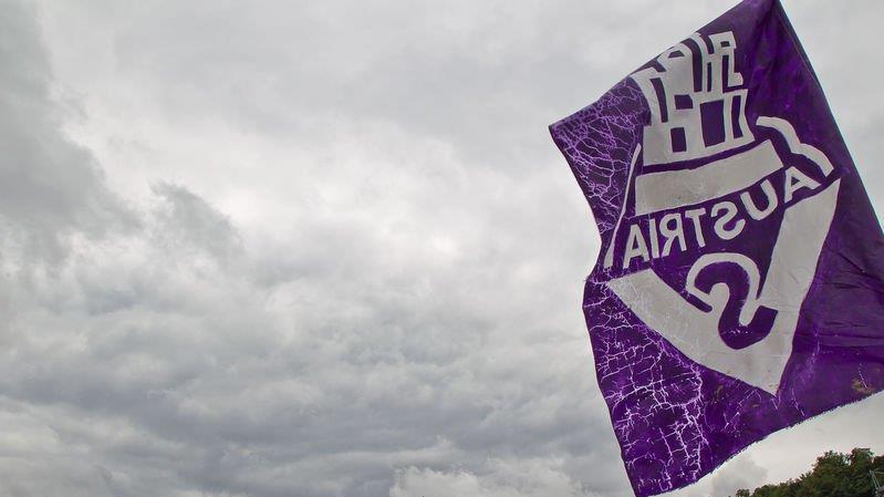 Mozartstadt in Violett-Weiß