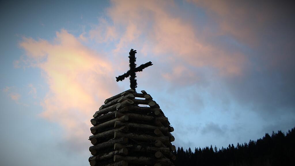 Osterfeuer Tamsweg und Thomatal