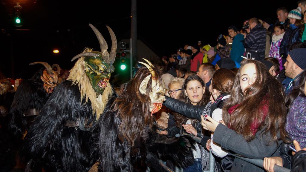 Gnigler Perchtenlauf